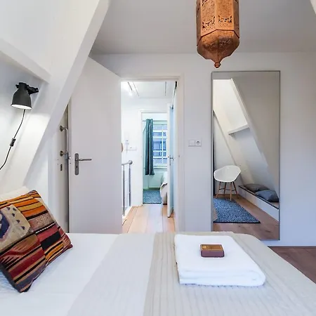 Jordaan Orange House